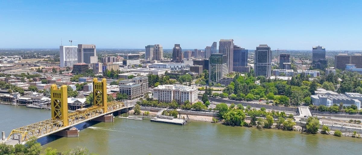 LGBTQ+ Guide to Sacramento 2026: Gay Bars, Events, Neighborhoods & More